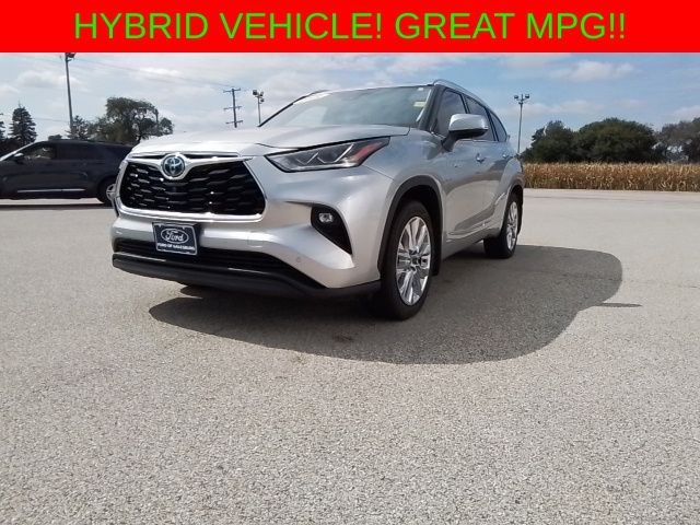 2021 Toyota Highlander Limited's photo