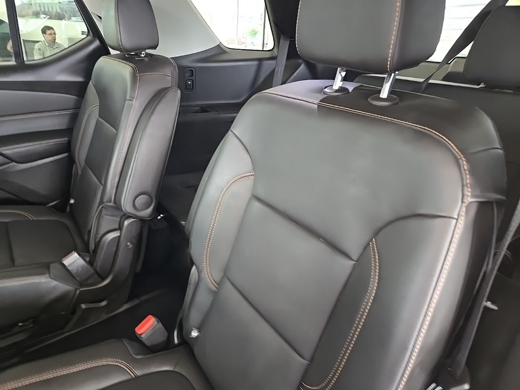 2021 Chevrolet Traverse RS photo 13