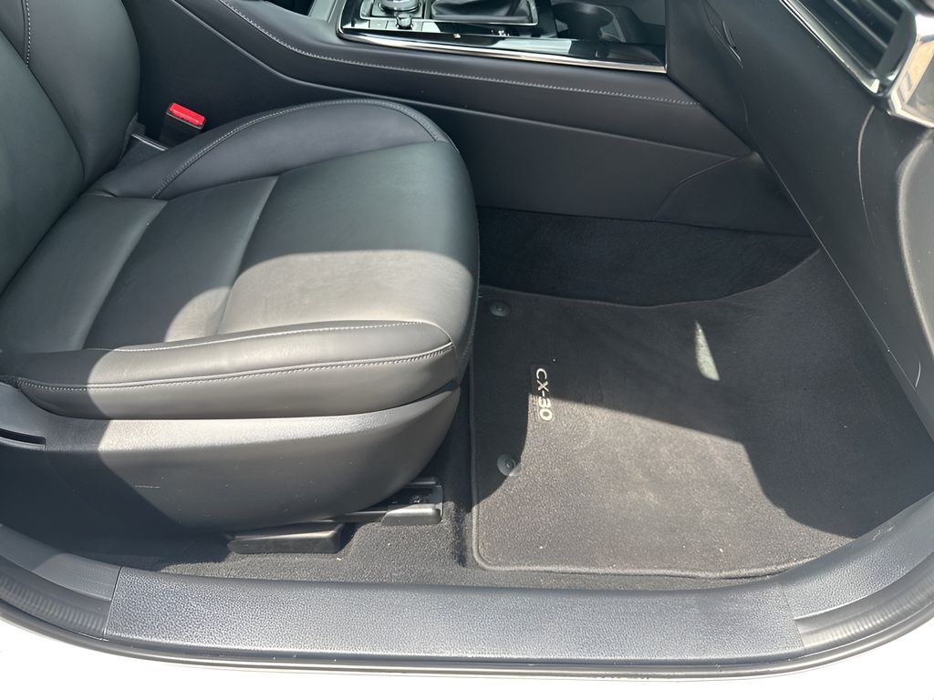 2023 Mazda CX-30 2.5 S Preferred photo 16