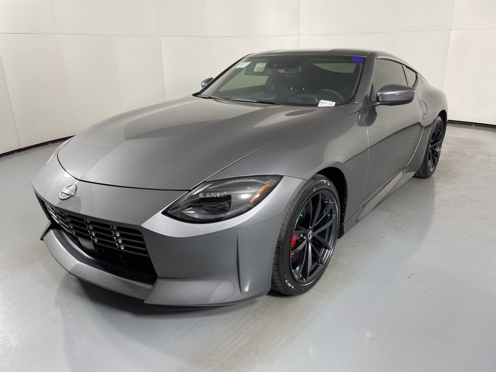 2025 Nissan Z Performance photo 4