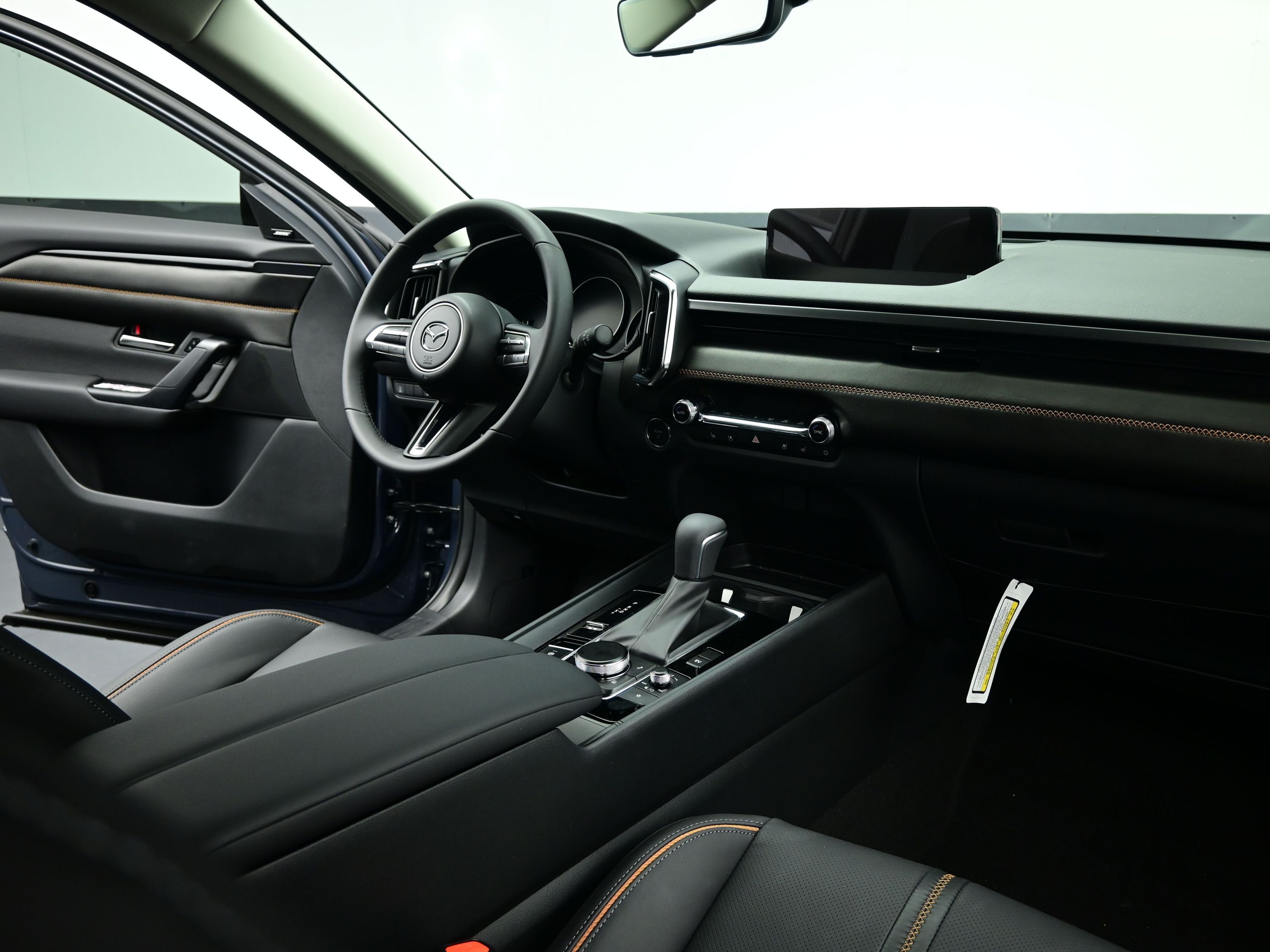 2025 Mazda CX-50 Premium Plus photo 36