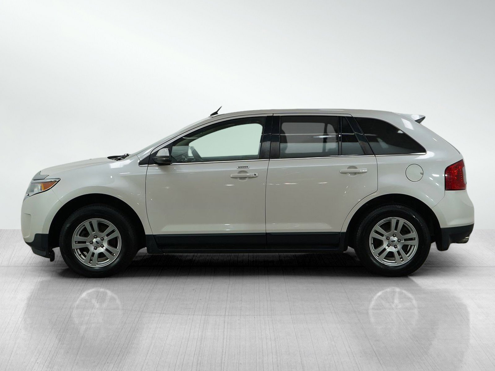 Used 2013 Ford Edge Limited with VIN 2FMDK3K99DBA10194 for sale in Burnsville, Minnesota