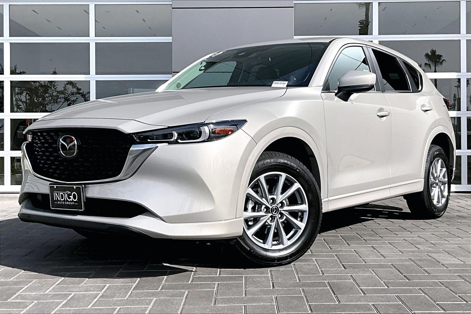 2025 Mazda CX-5 S Select Package's photo