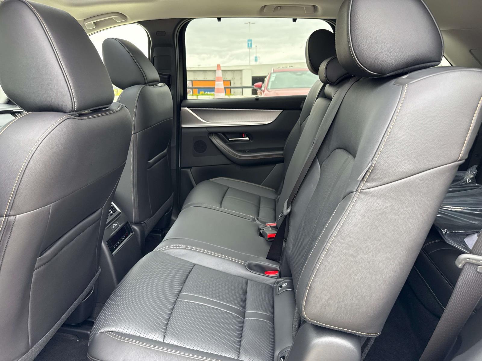 2025 Mazda CX-90 3.3 Turbo Preferred photo 10