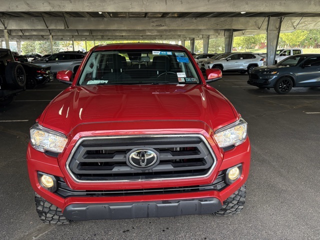 2022 Toyota Tacoma SR5 photo 2