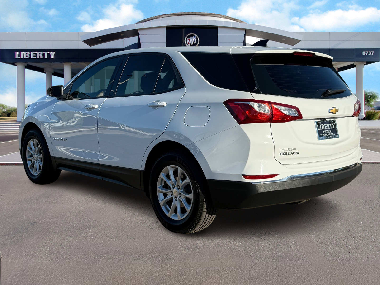 2018 Chevrolet Equinox LS photo 4