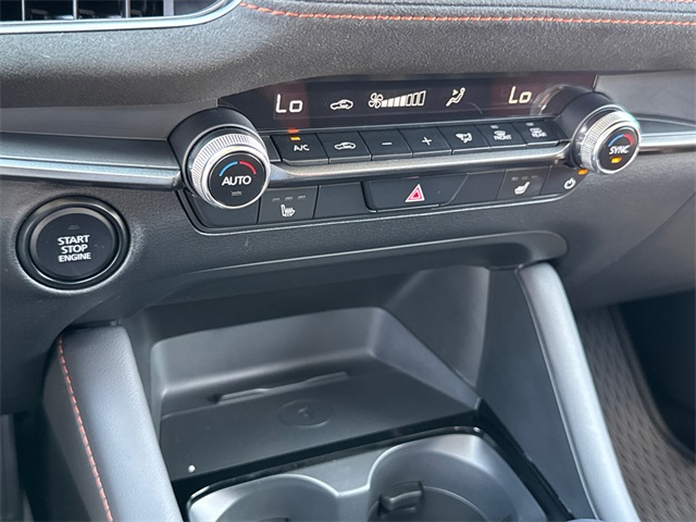 2024 Mazda Mazda3 2.5 Carbon Turbo photo 32