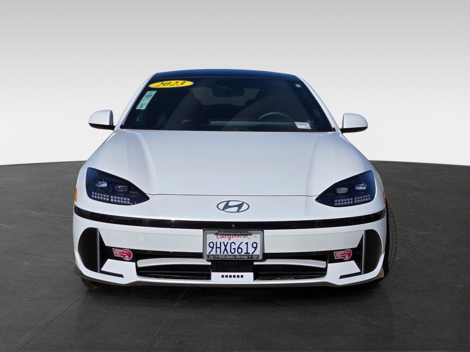 2023 Hyundai Ioniq 6 Limited photo 2