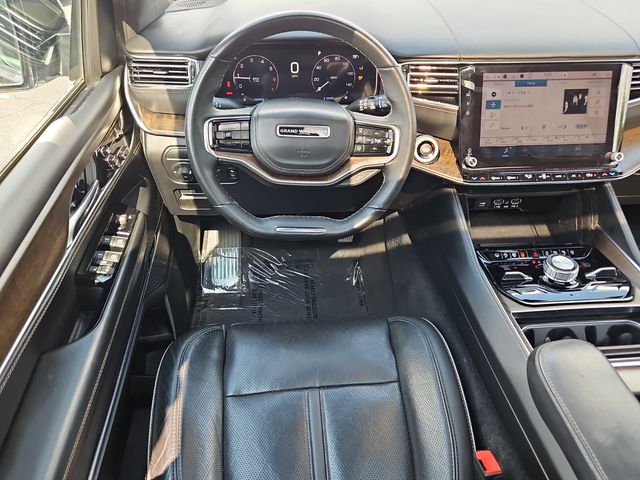 2023 Jeep Grand Wagoneer L II photo 7