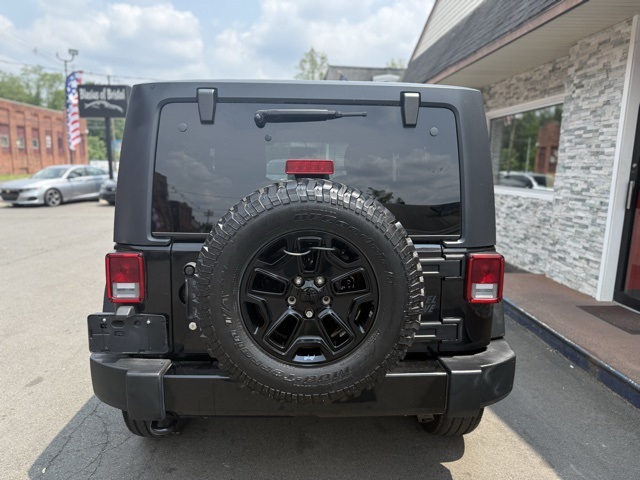 2017 Jeep Wrangler Willys Wheeler photo 6