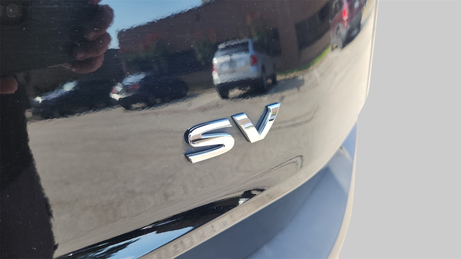 2023 Nissan Rogue SV photo 19