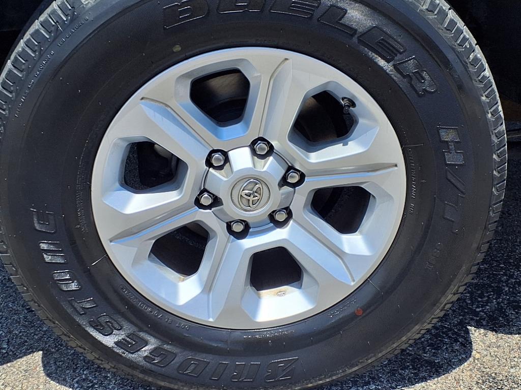 2021 Toyota 4Runner SR5 Premium photo 12