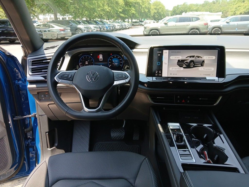 2025 Volkswagen Atlas Cross Sport SE Technology photo 14