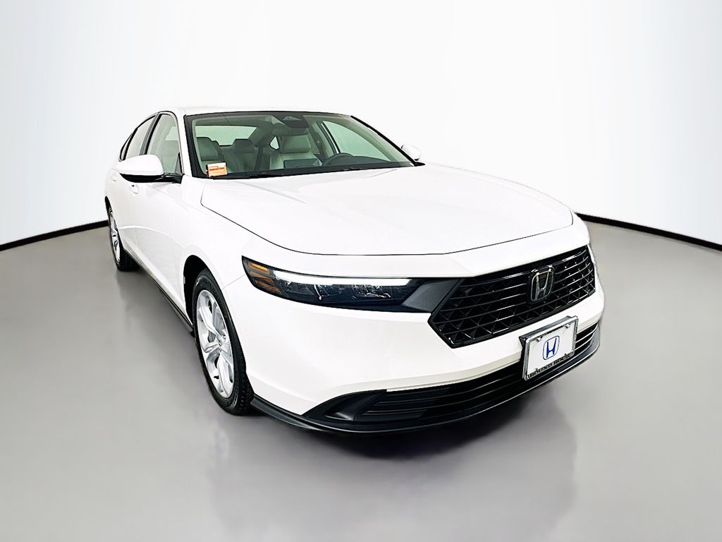 2025 Honda Accord 1.5T LX photo 3
