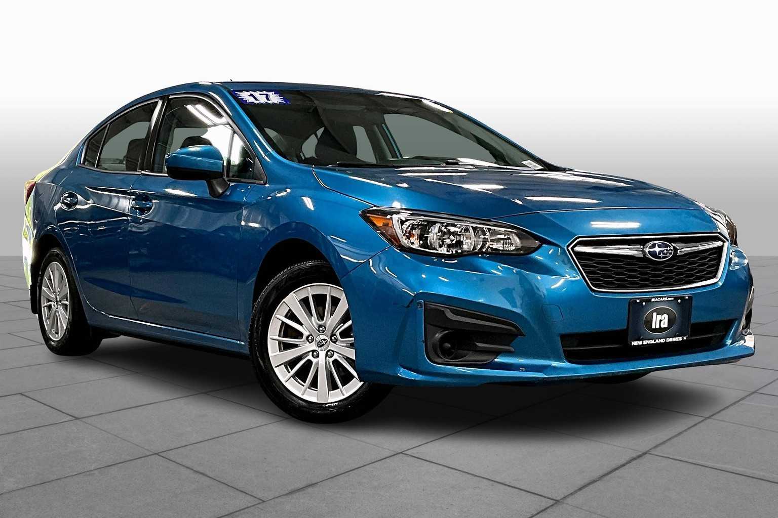 2017 Subaru Impreza 2.0i Premium photo 2