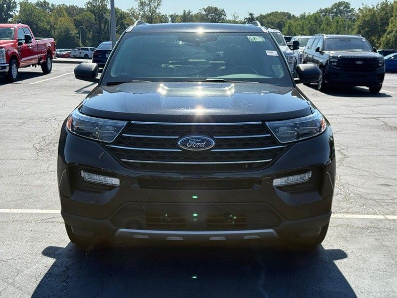 2022 Ford Explorer XLT photo 10