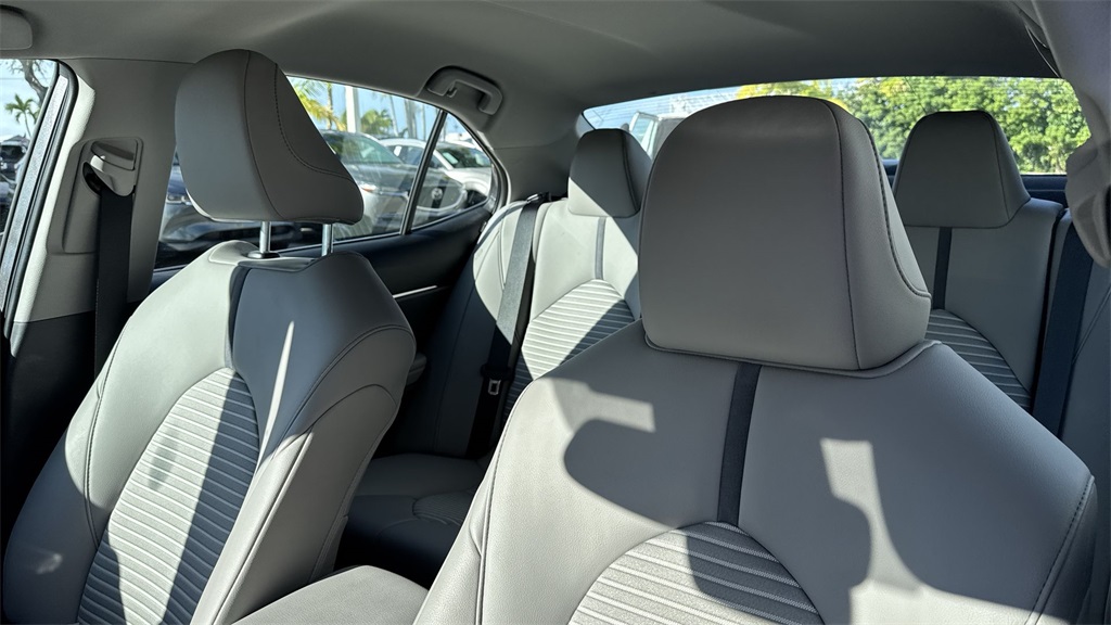 2023 Toyota Camry SE photo 41