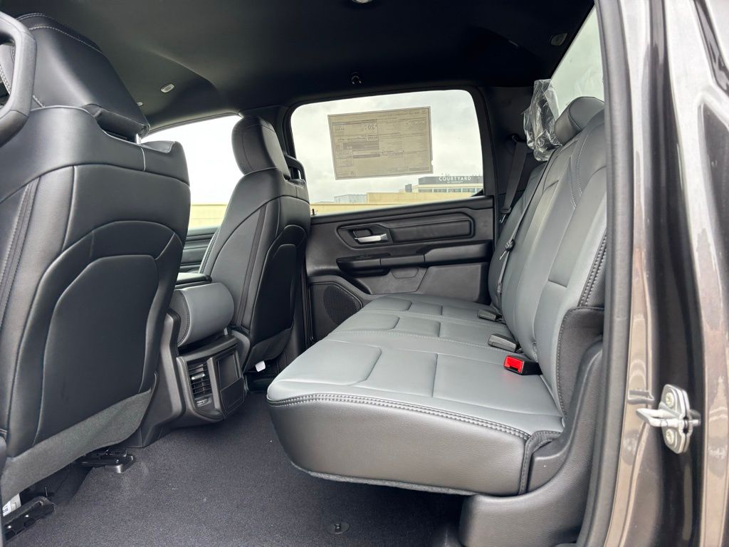 2026 Ram 1500 Tradesman photo 9