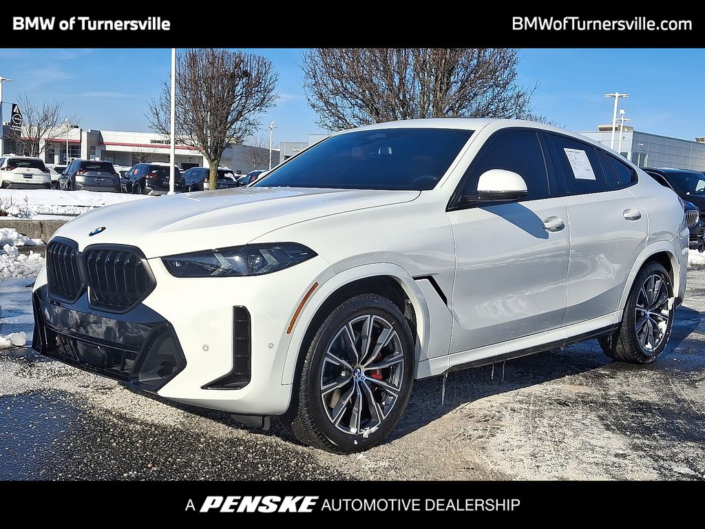 2024 BMW X6 40i's photo