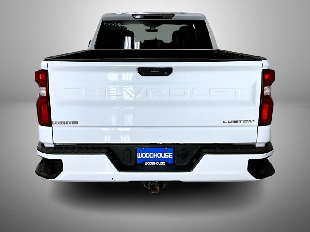 2022 Chevrolet Silverado 1500 Custom photo 6