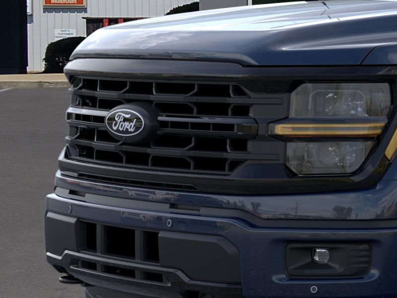 2025 Ford F-150 XLT photo 16