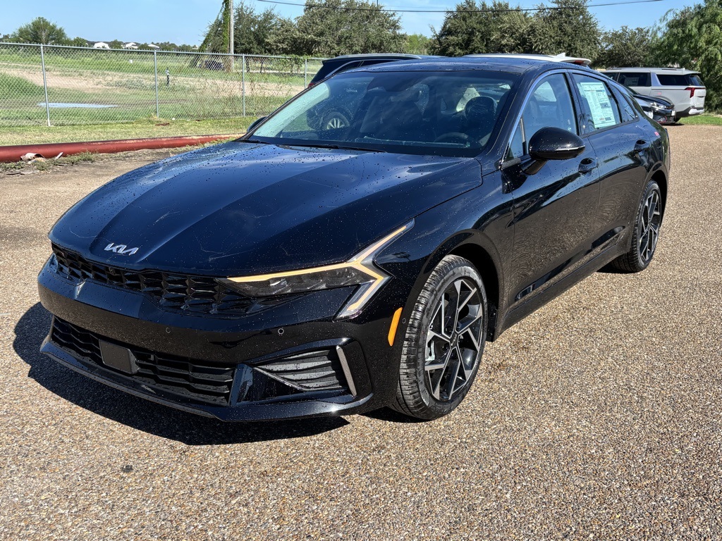 2026 Kia K5 EX photo 2
