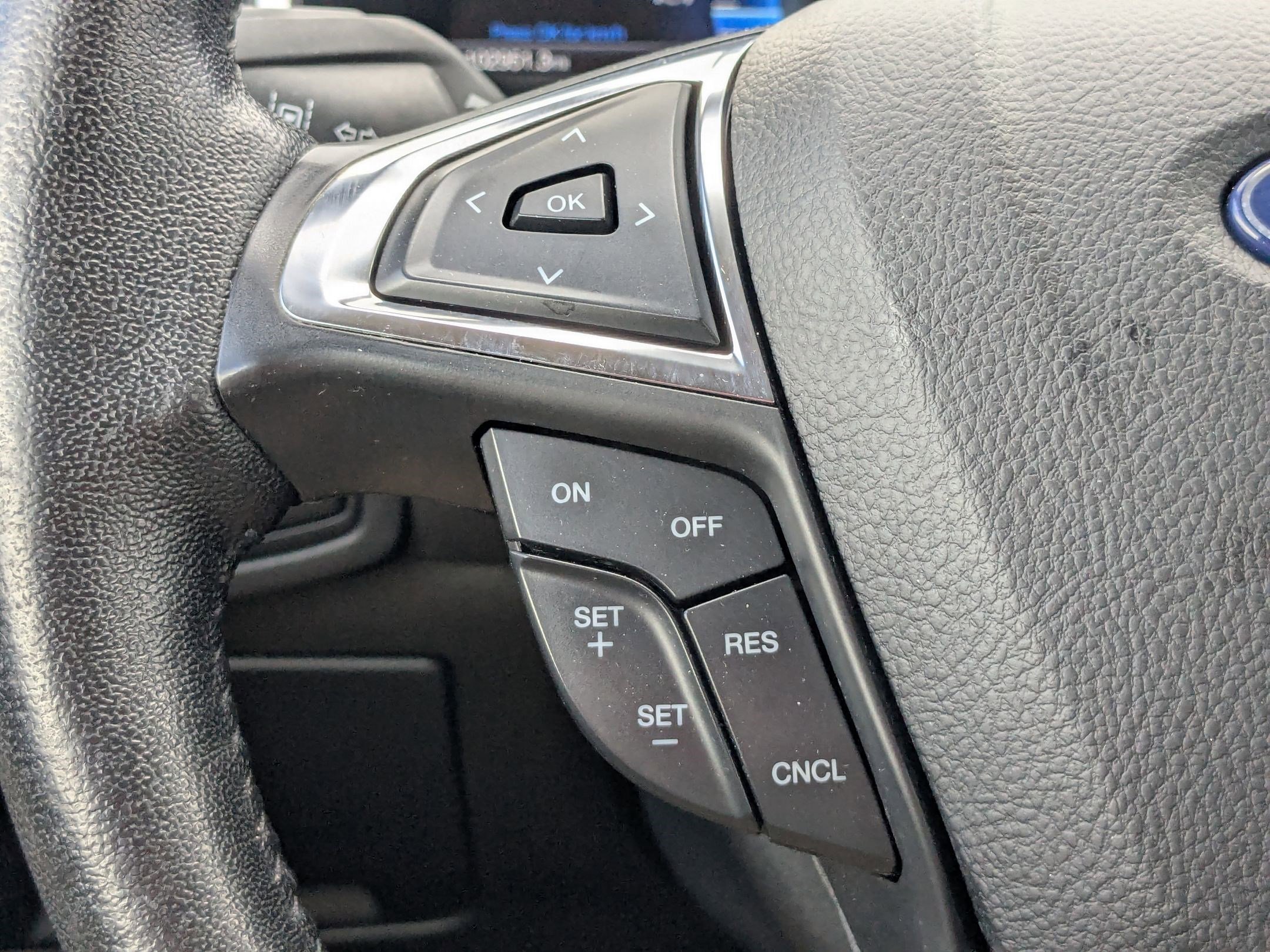 2021 Ford Edge SEL photo 14
