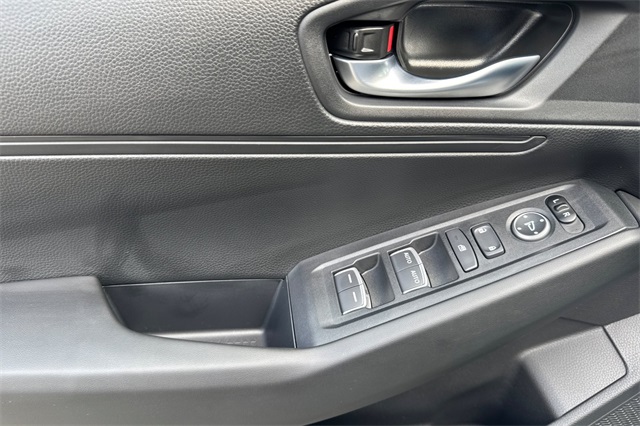 2025 Honda Accord LX photo 5