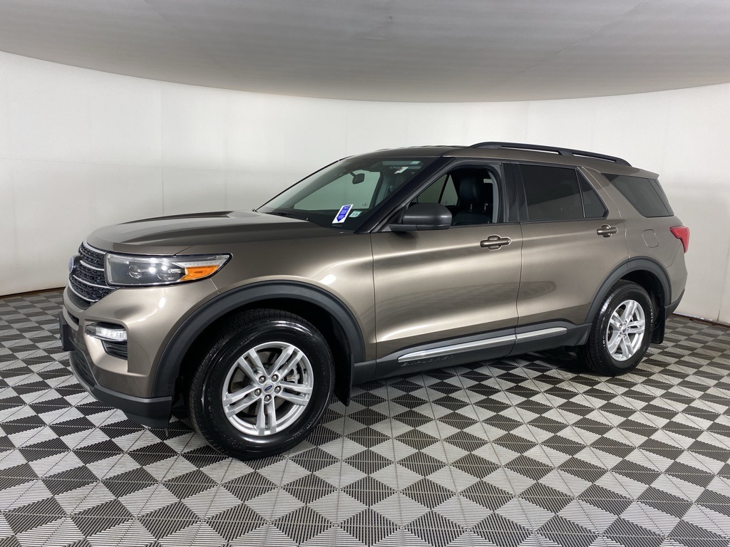 2021 Ford Explorer XLT photo 9