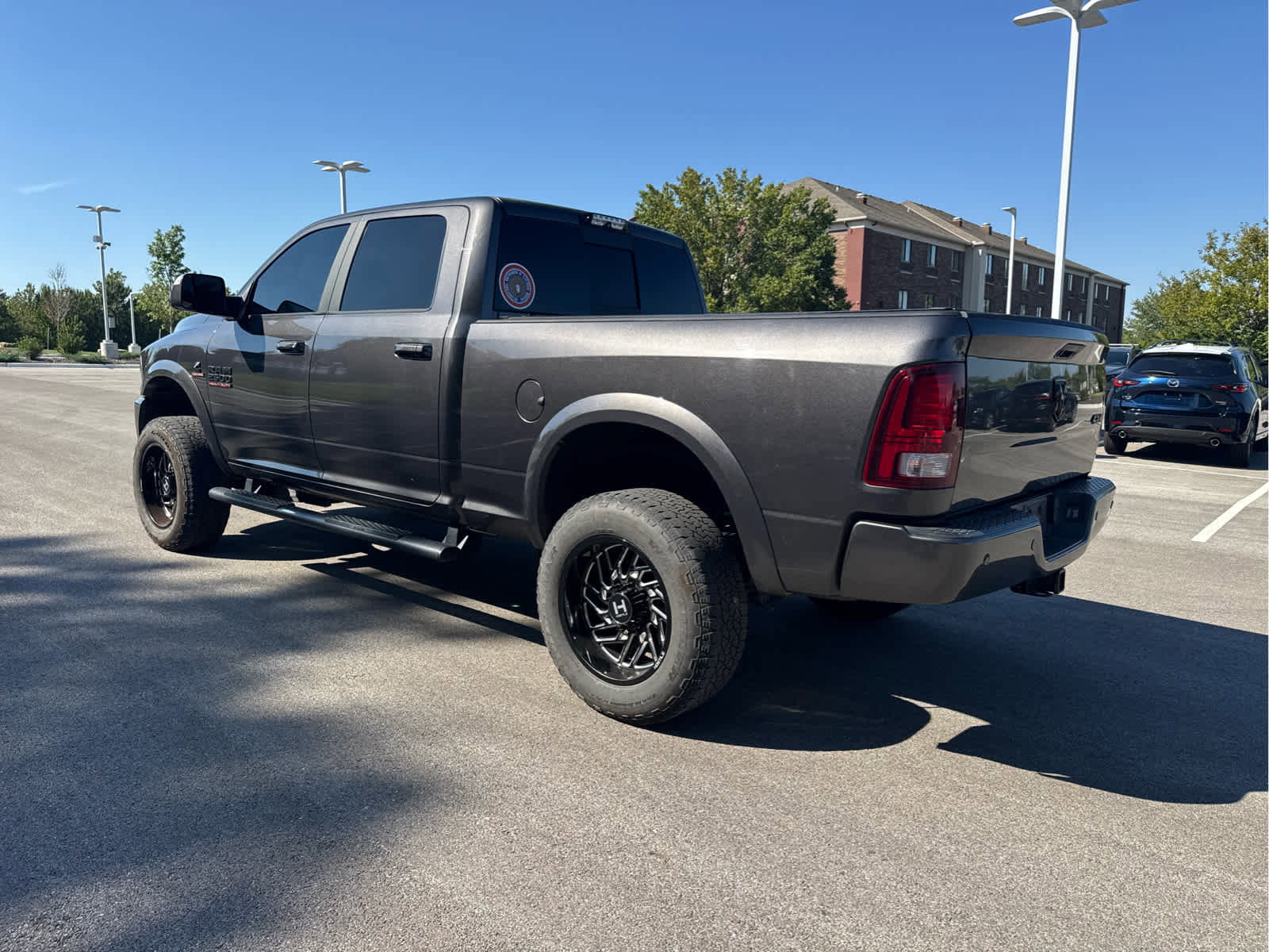 2018 Ram 2500 Laramie photo 3