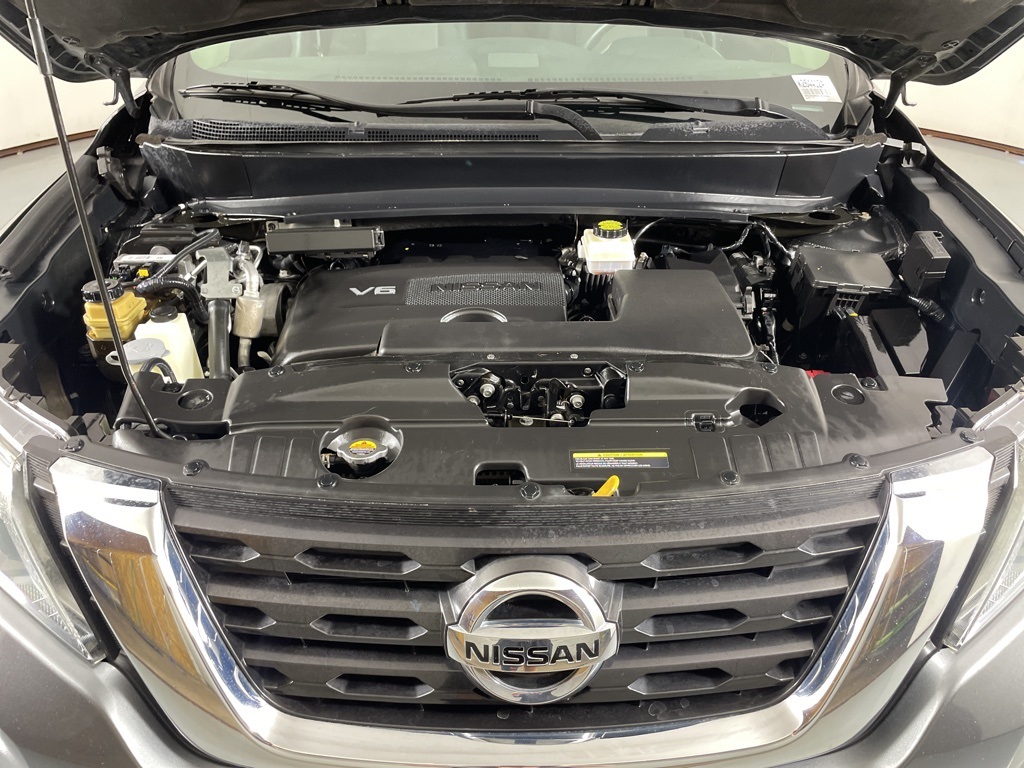 2020 Nissan Pathfinder S photo 42