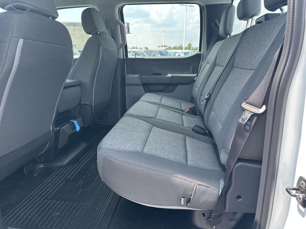 2026 Ford F-250 photo 32