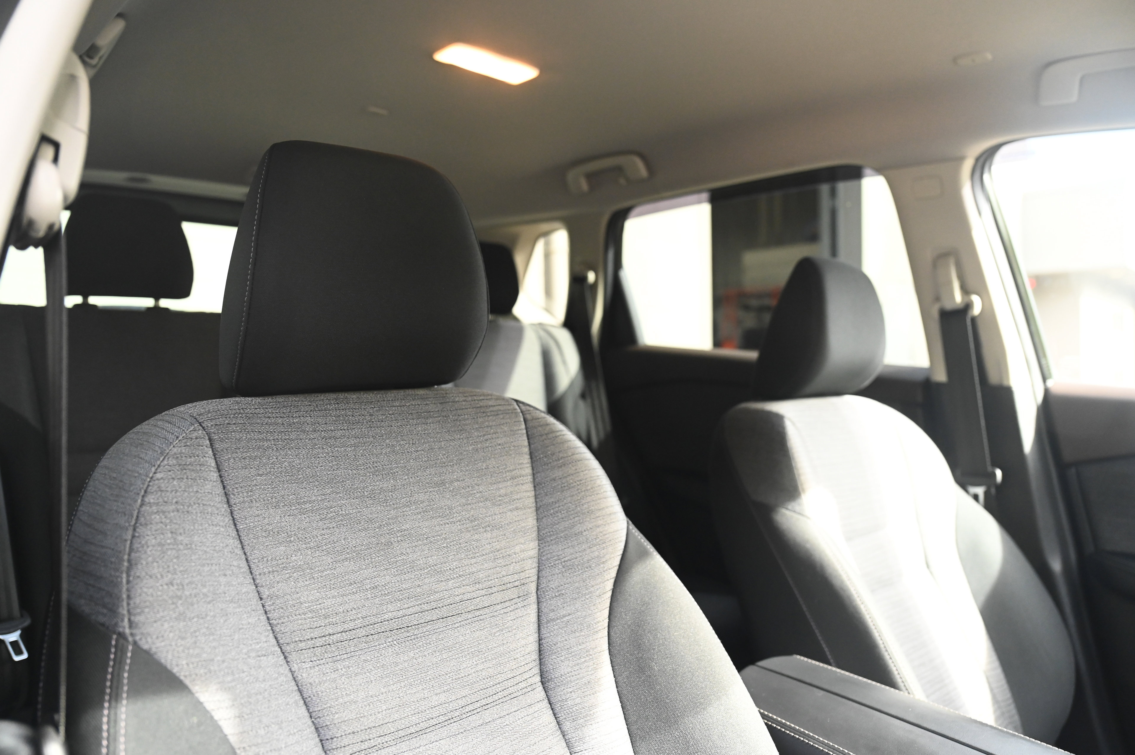 2023 Nissan Rogue SV photo 23