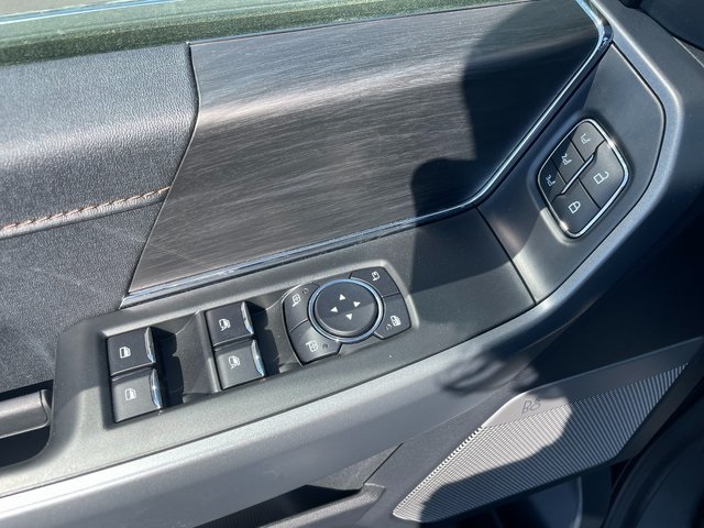 2025 Ford F-150 Lariat photo 21