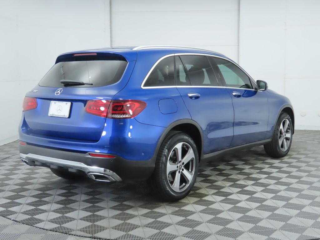 2022 Mercedes Benz GLC 300 photo 5