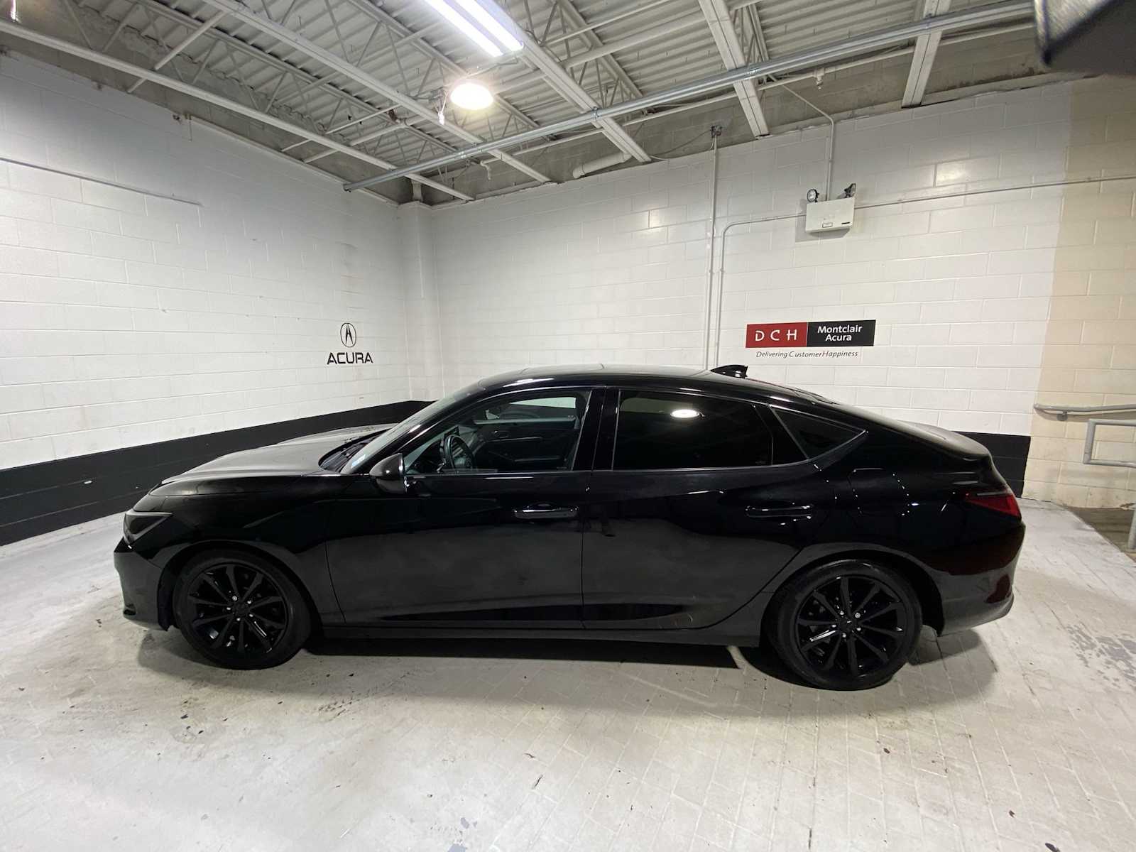 2023 Acura Integra Base photo 3