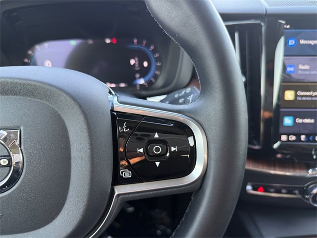 2023 Volvo XC60 Ultimate photo 21