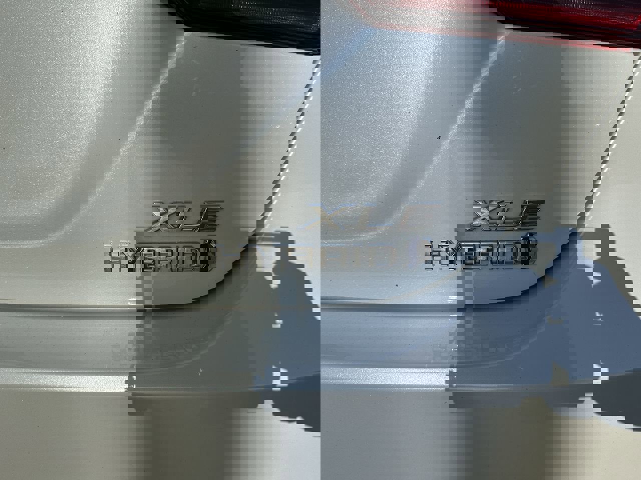 2022 Toyota Camry Hybrid XLE photo 31