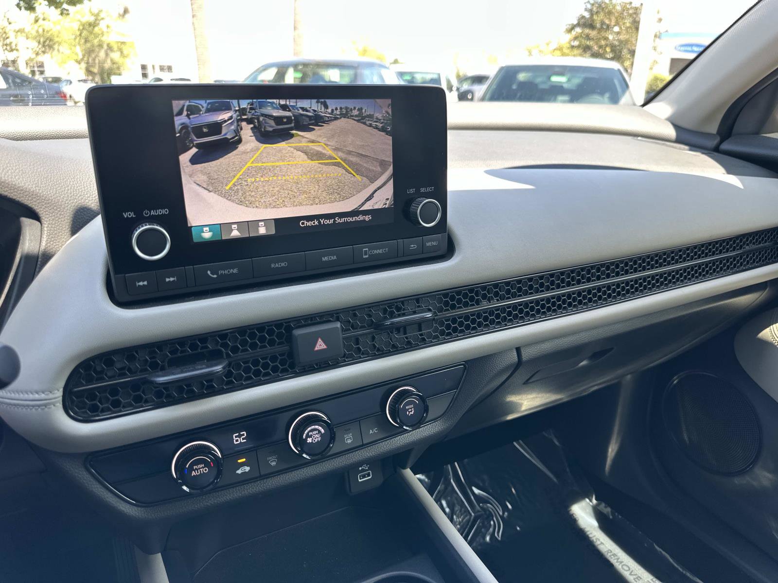 2023 Honda HR-V LX photo 23