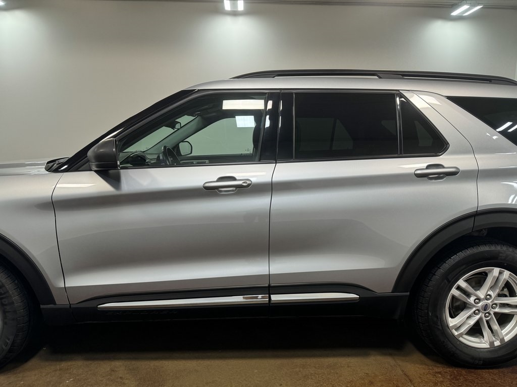 2023 Ford Explorer XLT photo 31