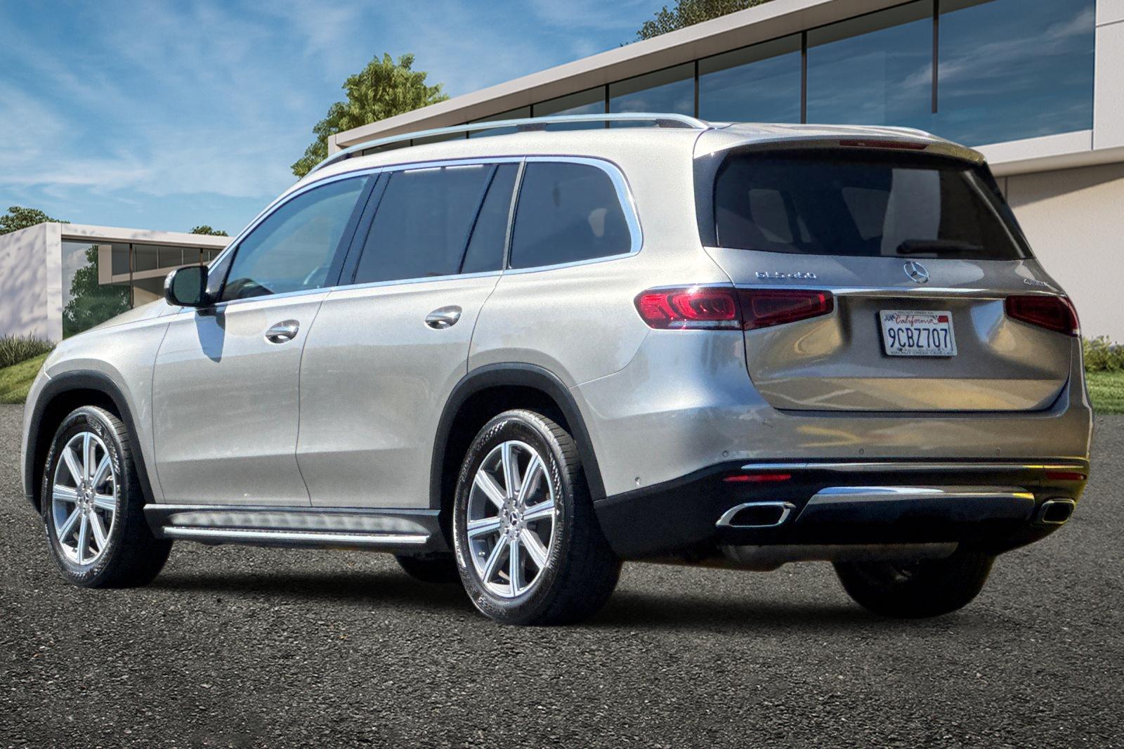 2022 Mercedes Benz GLS 450 4MATIC photo 4