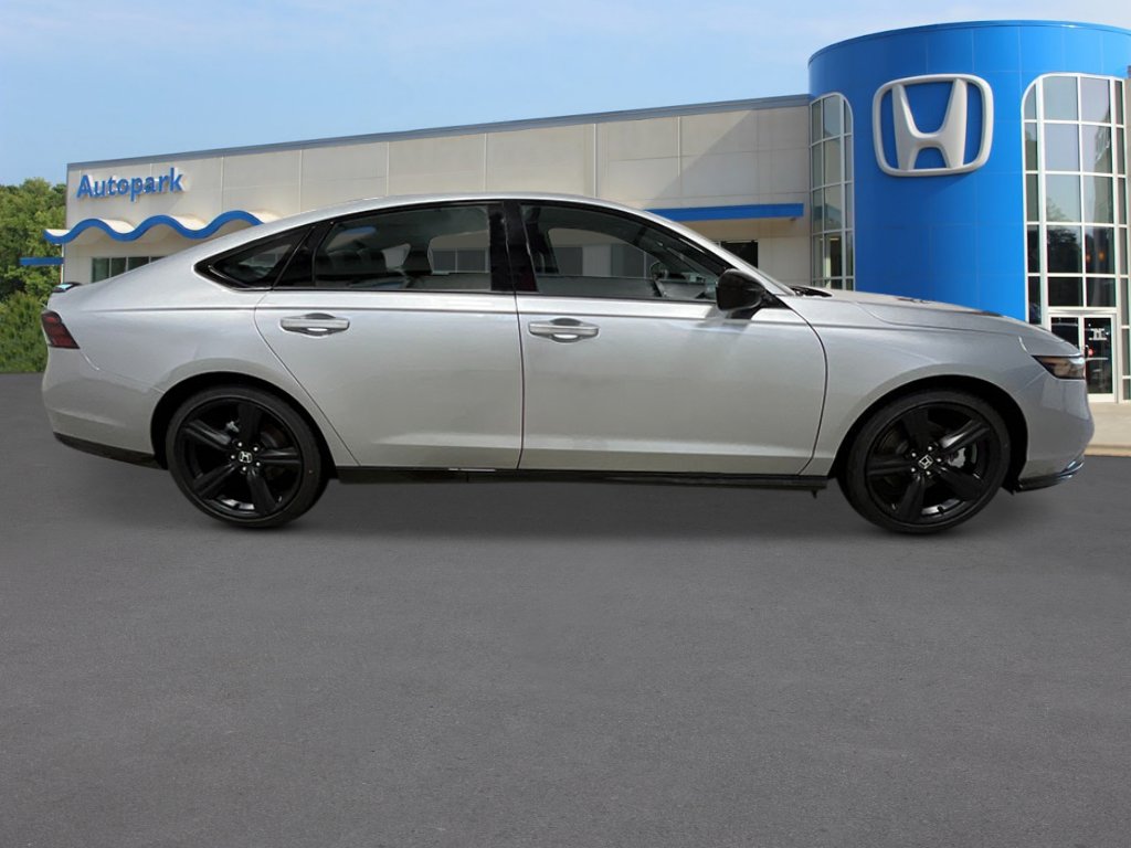 2025 Honda Accord Hybrid Sport-L photo 3