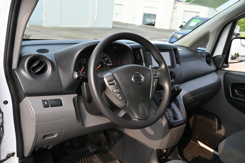 2021 Nissan NV200 S photo 16