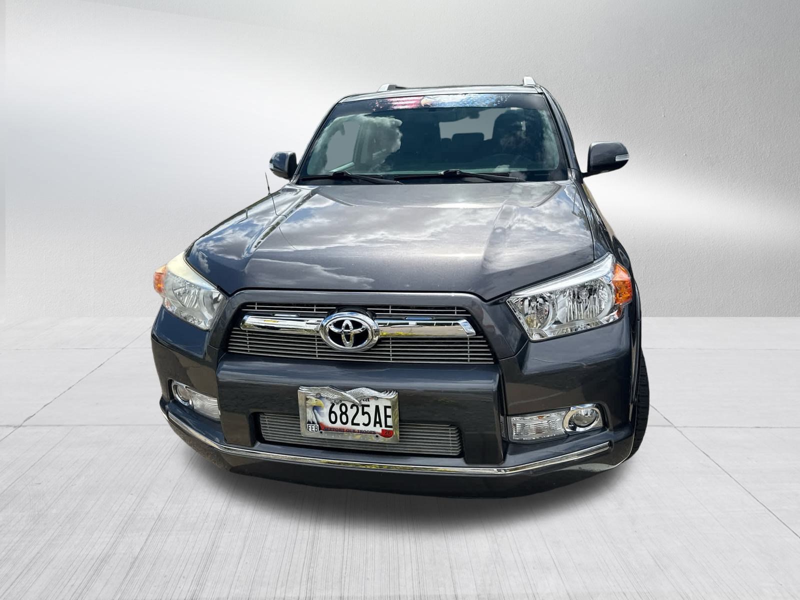 2011 Toyota 4Runner SR5 photo 4