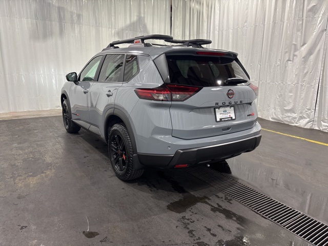 2026 Nissan Rogue SV photo 4