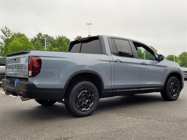 2025 Honda Ridgeline TrailSport photo 3