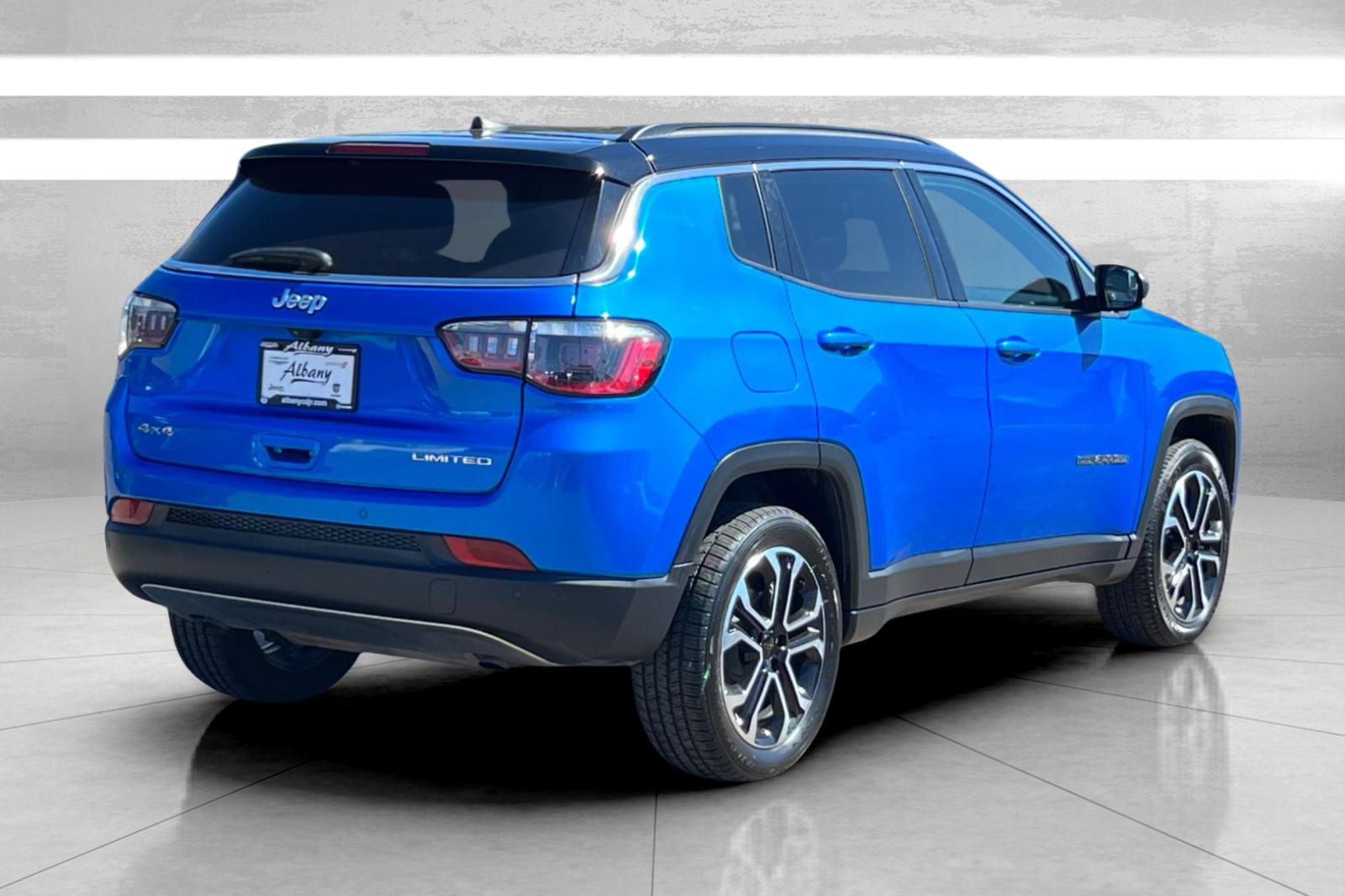 2024 Jeep Compass Limited photo 2