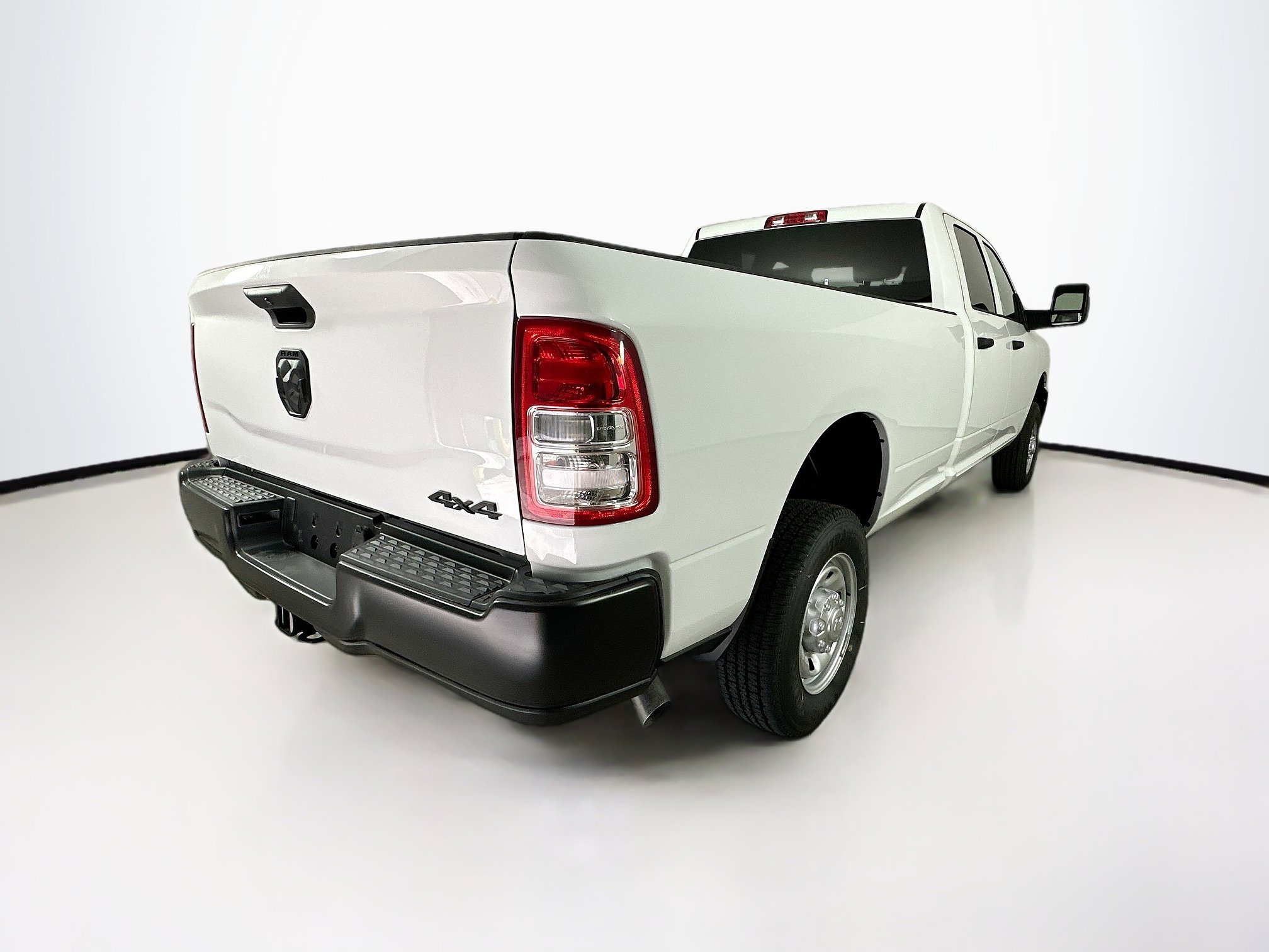 2024 Ram 2500 Tradesman photo 3