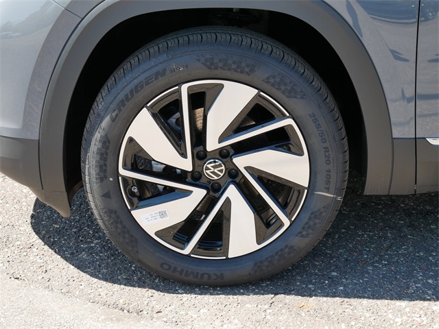 2025 Volkswagen Atlas SEL photo 4