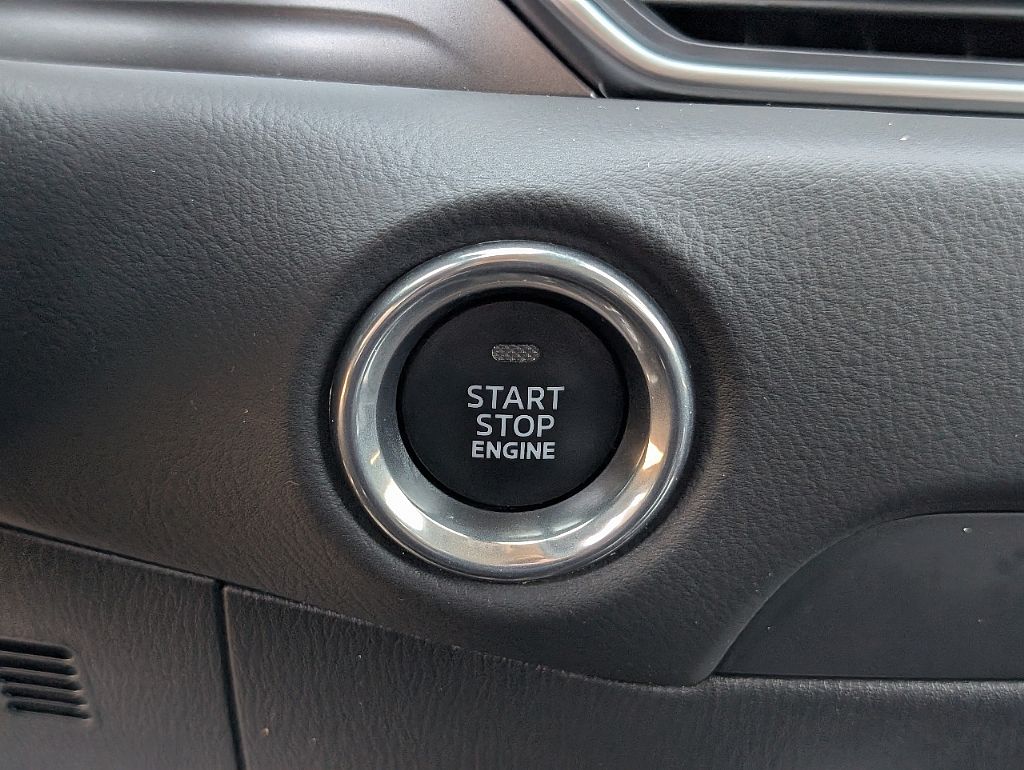 2023 Mazda CX-5 2.5 S Preferred photo 25